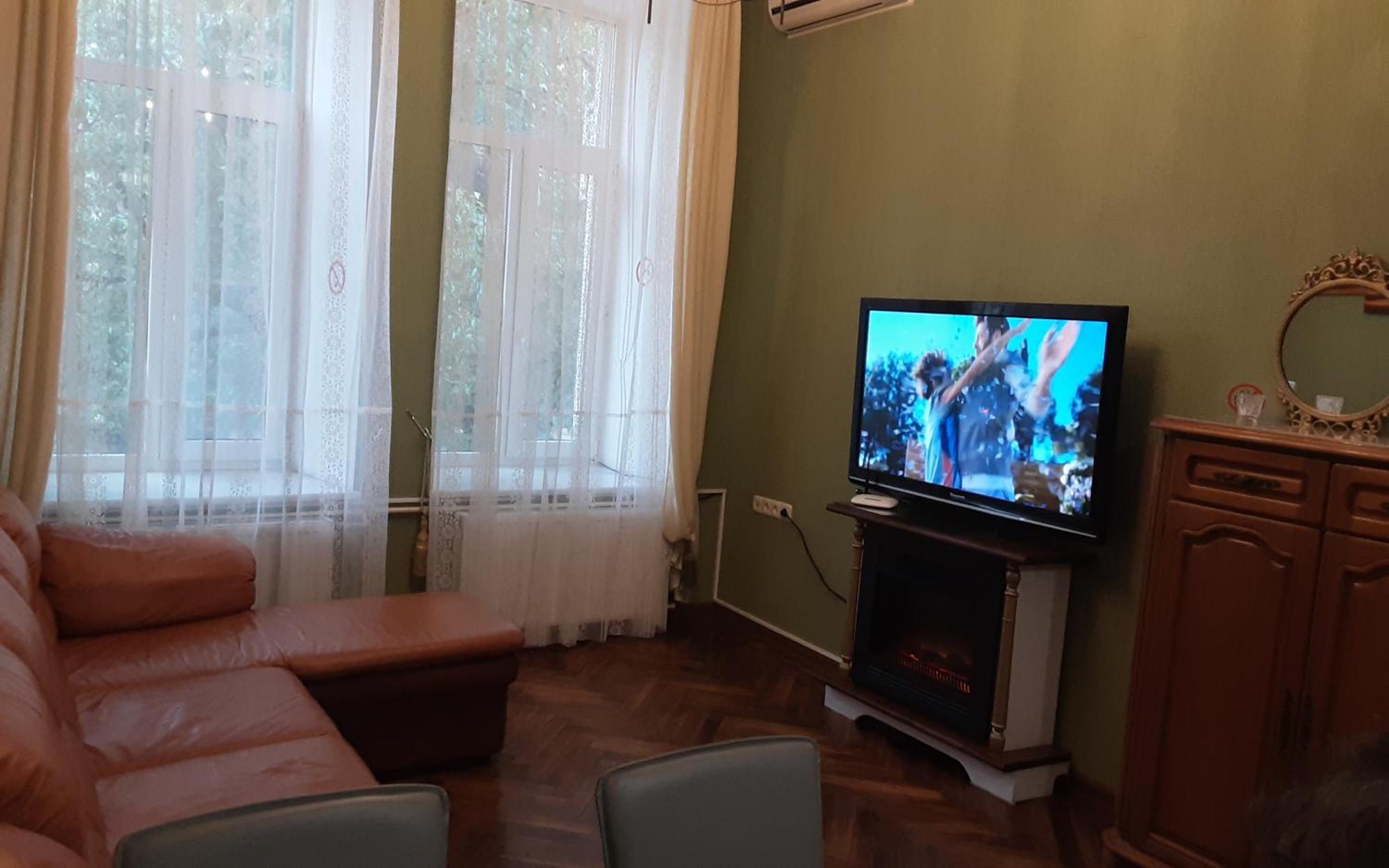 Apartment On Yevreis'Ka Street โอเดสซา ภายนอก รูปภาพ